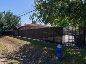 6820 Petre Drive, Houston TX 77076