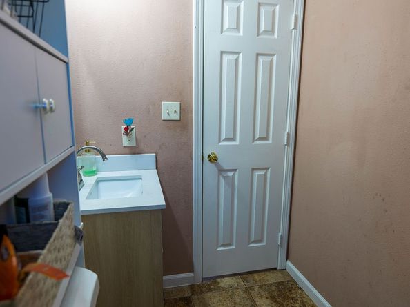 6820 Petre Drive, Houston TX 77076