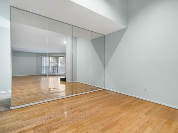 3100 Walnut Bend Lane 116, Houston TX 77042