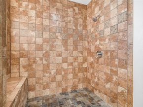 3100 Walnut Bend Lane 116, Houston TX 77042