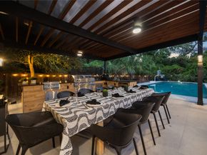 15 Peerless Point Place, Tomball TX 77375
