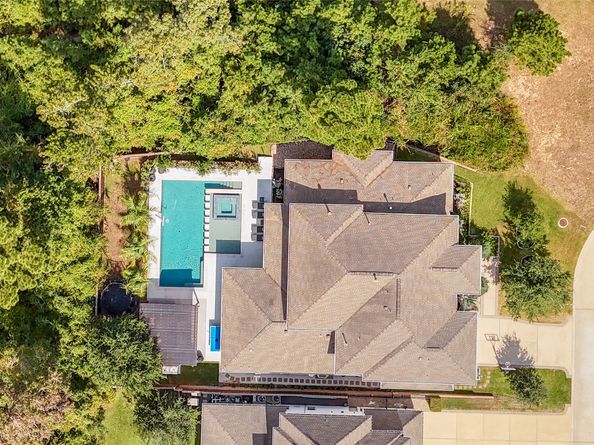 15 Peerless Point Place, Tomball TX 77375