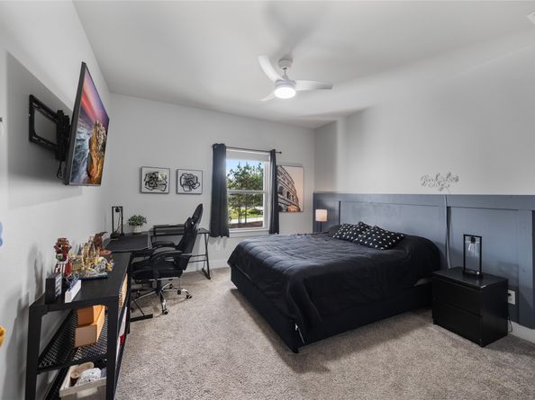 15 Peerless Point Place, Tomball TX 77375