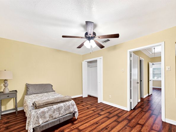 7908 Grove Ridge Drive, Houston TX 77061