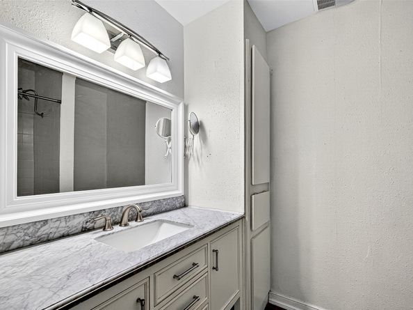 7908 Grove Ridge Drive, Houston TX 77061