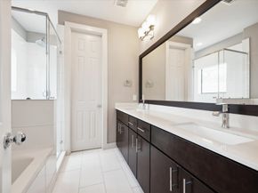 3212 N Macgregor Way C, Houston TX 77004