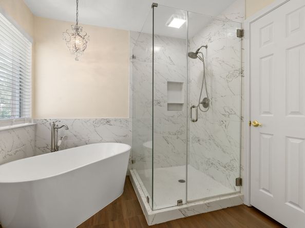 27 Queenscliff Circle, The Woodlands TX 77382