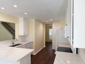 27 Queenscliff Circle, The Woodlands TX 77382