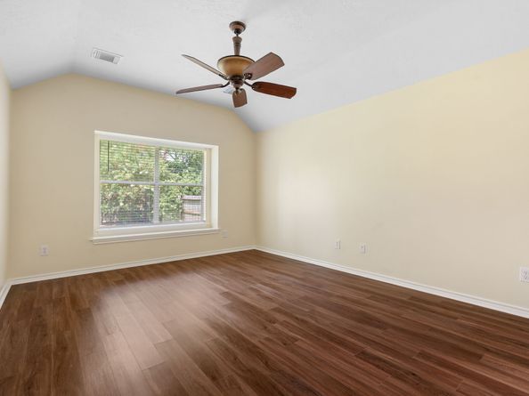 27 Queenscliff Circle, The Woodlands TX 77382