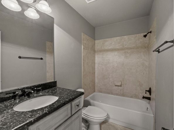325 Grove Street, Houston TX 77020
