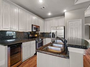 325 Grove Street, Houston TX 77020