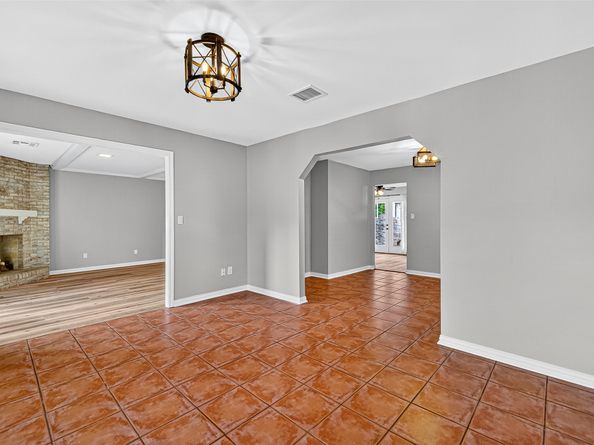 2107 Briargreen Drive, Houston TX 77077