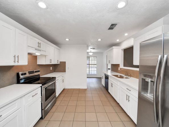 411 Dover Lane, Spring TX 77373