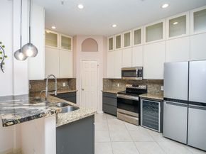 2710 Grants Lake Boulevard K4, Sugar Land TX 77479