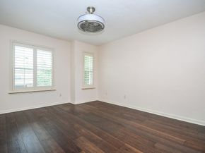 2710 Grants Lake Boulevard K4, Sugar Land TX 77479