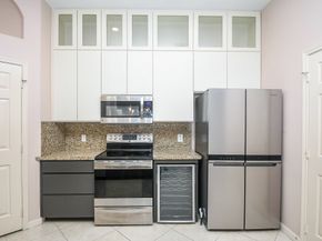 2710 Grants Lake Boulevard K4, Sugar Land TX 77479