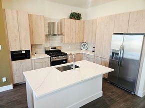 2804 Peacock Green Way, Houston TX 77047