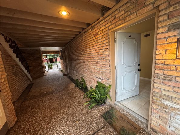 5353 Richmond Avenue 4, Houston TX 77056