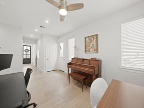 9551 Neuens Road C, Houston TX 77080