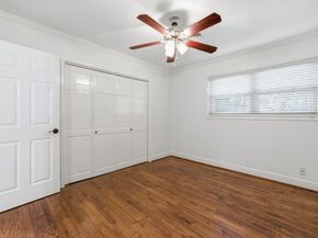 1320 Woodvine Drive, Houston TX 77055