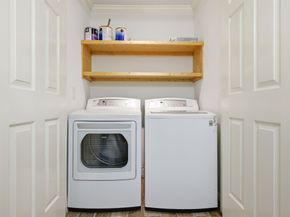 1320 Woodvine Drive, Houston TX 77055