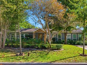 1320 Woodvine Drive, Houston TX 77055