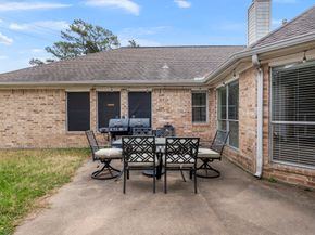 1302 Pine Trail, Tomball TX 77375