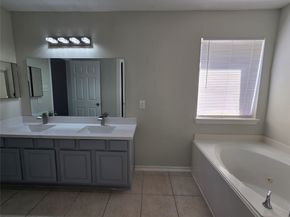 6915 Great Oaks Shadow Drive, Houston TX 77083