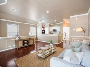 3209 Chenevert Street, Houston TX 77004