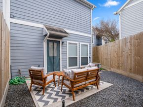 3209 Chenevert Street, Houston TX 77004