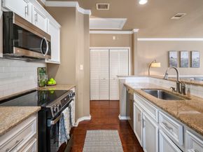 3209 Chenevert Street, Houston TX 77004