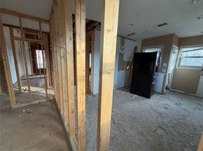 611 Mathis Street, Houston TX 77009