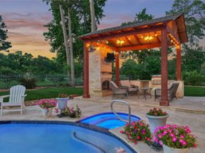 37 Doe Run Drive, The Woodlands TX 77380