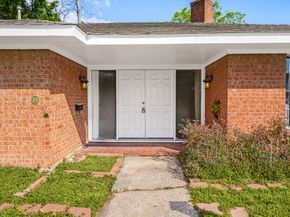 119 Ravenhead Drive, Houston TX 77034