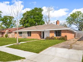 119 Ravenhead Drive, Houston TX 77034