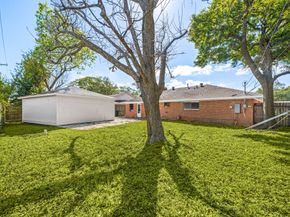 119 Ravenhead Drive, Houston TX 77034