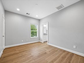 3605 Billingsley Street B, Houston TX 77009