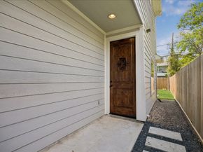 3605 Billingsley Street B, Houston TX 77009