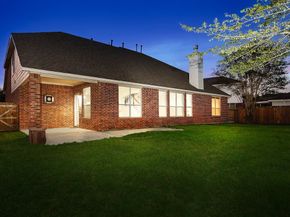 46 S April Mist Circle, Conroe TX 77385