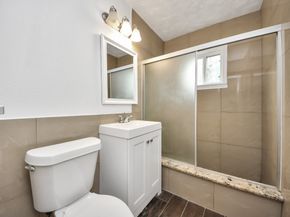 5521 Southlea Street, Houston TX 77033