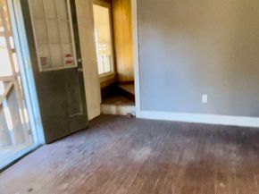 7821 Detroit Street, Houston TX 77017