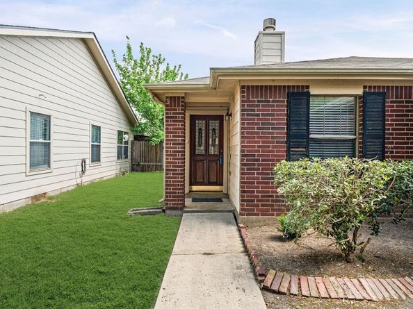 9231 Grove Haven Drive, Houston TX 77083