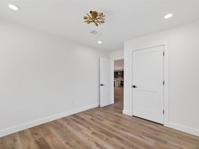 4009 Omeara Drive, Houston TX 77025