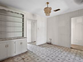 4530 Firnat Street, Houston TX 77016