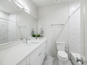 5221 Hillman Street C, Houston TX 77023