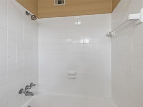 7900 Westheimer Road 112, Houston TX 77063