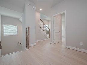 8917 Grovner Place, Houston TX 77055