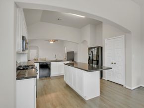 5339 Basquiat Drive, Houston TX 77048