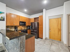 1901 Post Oak Boulevard 4304, Houston TX 77056