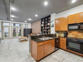 1901 Post Oak Boulevard 4304, Houston TX 77056